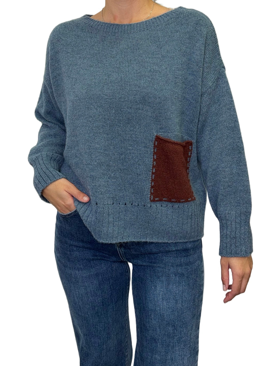 Sweater with contrast pocket / 327138