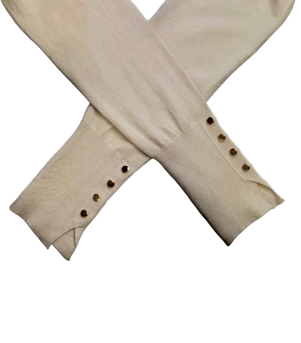 Wool sweater with gold buttons / 327526